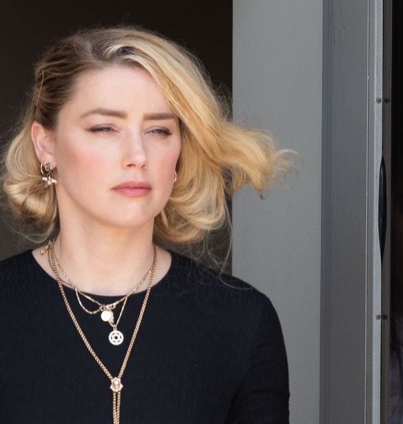 &#x3A4;&#x3AD;&#x3BB;&#x3BF;&#x3C2; &#x395;&#x3C0;&#x3BF;&#x3C7;&#x3AE;&#x3C2; | &#x397; Amber Heard &#x3B1;&#x3C0;&#x3BF;&#x3C6;&#x3AC;&#x3C3;&#x3B9;&#x3C3;&#x3B5; &#x3BD;&#x3B1; &#x3C3;&#x3C5;&#x3BC;&#x3B2;&#x3B9;&#x3B2;&#x3B1;&#x3C3;&#x3C4;&#x3B5;&#x3AF; &#x3C3;&#x3C4;&#x3B7; &#x3B4;&#x3B9;&#x3BA;&#x3B1;&#x3C3;&#x3C4;&#x3B9;&#x3BA;&#x3AE; &#x3B4;&#x3B9;&#x3B1;&#x3BC;&#x3AC;&#x3C7;&#x3B7; &#x3BC;&#x3B5; &#x3C4;&#x3BF;&#x3BD; Johnny Depp