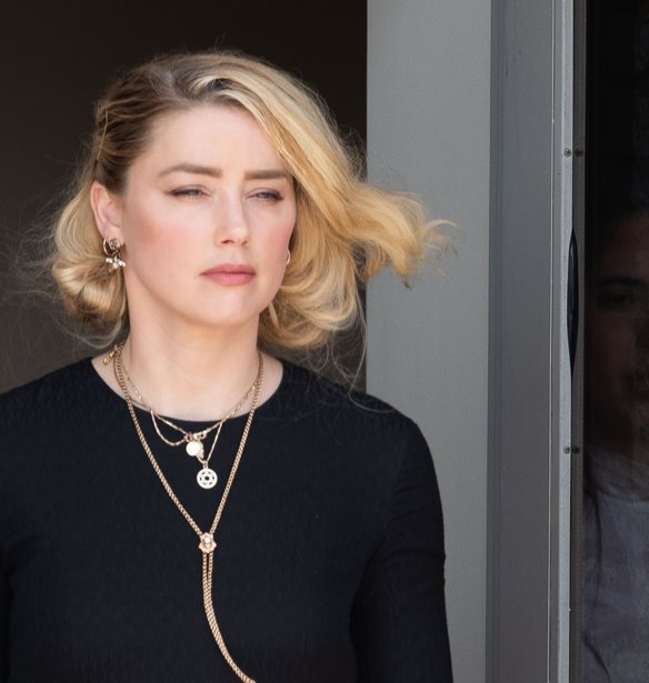 &#x391;&#x3C0;&#x3BF;&#x3BB;&#x3CD;&#x3B8;&#x3B7;&#x3BA;&#x3B5; &#x3B7; Amber Heard &#x3B1;&#x3C0;&#x3CC; &#x3C4;&#x3BF; Aquaman 2;