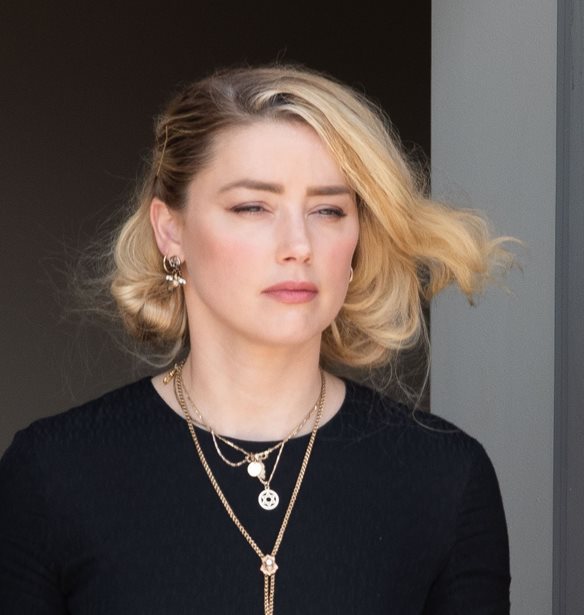 &#x397; Amber Heard &#x3C3;&#x3C0;&#x3AC;&#x3B5;&#x3B9; &#x3C4;&#x3B7; &#x3C3;&#x3B9;&#x3C9;&#x3C0;&#x3AE; &#x3C4;&#x3B7;&#x3C2; &#x3B3;&#x3B9;&#x3B1; &#x3C4;&#x3B7; &#x3BC;&#x3B5;&#x3C4;&#x3B1;&#x3BA;&#x3CC;&#x3BC;&#x3B9;&#x3C3;&#x3B7; &#x3C3;&#x3C4;&#x3B7;&#x3BD; &#x399;&#x3C3;&#x3C0;&#x3B1;&#x3BD;&#x3AF;&#x3B1;