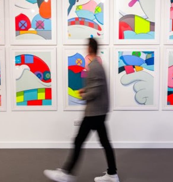 &#x388;&#x3BA;&#x3B8;&#x3B5;&#x3C3;&#x3B7; &#x3BC;&#x3B5; &#x3AD;&#x3C1;&#x3B3;&#x3B1; &#x3C4;&#x3C9;&#x3BD; Banksy, Hirst, Condo &#x3BA;&#x3B1;&#x3B9; Koons &#x3C3;&#x3C4;&#x3B7; &#x39C;&#x3CD;&#x3BA;&#x3BF;&#x3BD;&#x3BF;