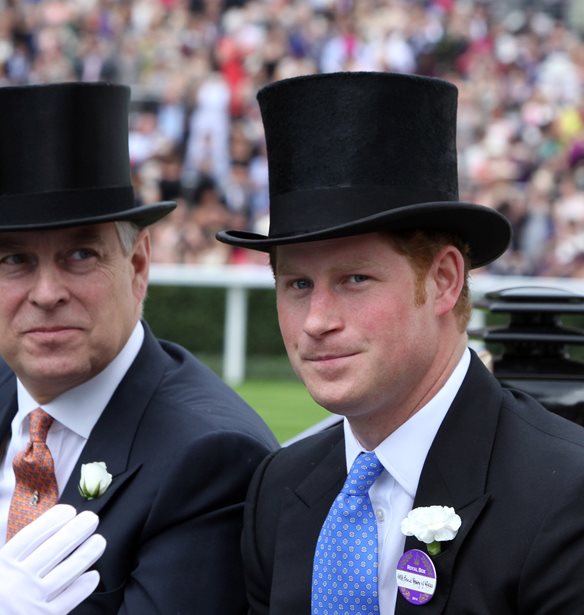 &#x393;&#x3B9;&#x3B1;&#x3C4;&#x3AF; &#x3CC;&#x3BB;&#x3BF;&#x3B9; &#x3C3;&#x3C5;&#x3B3;&#x3BA;&#x3C1;&#x3AF;&#x3BD;&#x3BF;&#x3C5;&#x3BD; &#x3C4;&#x3BF;&#x3BD; &#x3C0;&#x3C1;&#x3AF;&#x3B3;&#x3BA;&#x3B9;&#x3C0;&#x3B1; Harry &#x3BC;&#x3B5; &#x3C4;&#x3BF;&#x3BD; &#x3C0;&#x3C1;&#x3AF;&#x3B3;&#x3BA;&#x3B9;&#x3C0;&#x3B1; Andrew;