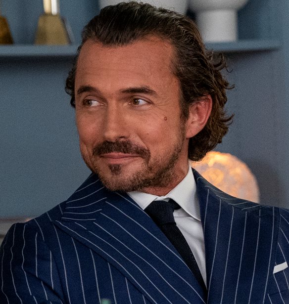 &#x39C;&#x3CC;&#x3BB;&#x3B9;&#x3C2; &#x3C3;&#x3C5;&#x3BD;&#x3B5;&#x3B9;&#x3B4;&#x3B7;&#x3C4;&#x3BF;&#x3C0;&#x3BF;&#x3B9;&#x3AE;&#x3C3;&#x3B1;&#x3BC;&#x3B5; &#x3B1;&#x3C0;&#x3CC; &#x3C0;&#x3BF;&#x3CD; &#x3B3;&#x3BD;&#x3C9;&#x3C1;&#x3AF;&#x3B6;&#x3BF;&#x3C5;&#x3BC;&#x3B5; &#x3C4;&#x3BF;&#x3BD; Antoine &#x3C4;&#x3BF;&#x3C5; &quot;Emily in Paris&quot;