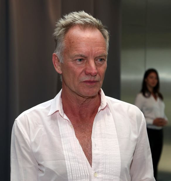 Sting | &#x393;&#x3B9;&#x3CC;&#x3C1;&#x3C4;&#x3B1;&#x3C3;&#x3B5; &#x3C4;&#x3B1; &#x3B3;&#x3B5;&#x3BD;&#x3AD;&#x3B8;&#x3BB;&#x3B9;&#x3AC; &#x3C4;&#x3BF;&#x3C5; &#x3C0;&#x3B1;&#x3C1;&#x3AD;&#x3B1; &#x3BC;&#x3B5; &#x3C4;&#x3BF;&#x3BD; Eric Burdon &#x3C3;&#x3C4;&#x3B7;&#x3BD; &#x391;&#x3B8;&#x3AE;&#x3BD;&#x3B1;