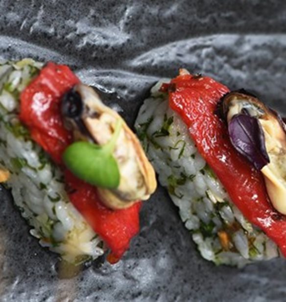 Nigiri &#x39C;&#x3C5;&#x3B4;&#x3BF;&#x3C0;&#x3AF;&#x3BB;&#x3B1;&#x3C6;&#x3BF; &#x3C4;&#x3BF;&#x3C5; &#x394;&#x3B7;&#x3BC;&#x3AE;&#x3C4;&#x3C1;&#x3B7; &#x394;&#x3B7;&#x3BC;&#x3B7;&#x3C4;&#x3C1;&#x3B9;&#x3AC;&#x3B4;&#x3B7;