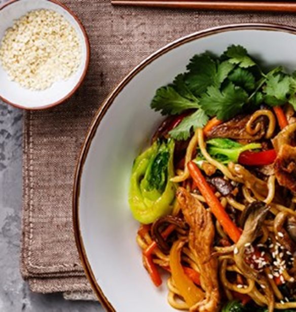 &#x3A5;aki Udon Noodles &#x3BC;&#x3B5; &#x39A;&#x3BF;&#x3C4;&#x3CC;&#x3C0;&#x3BF;&#x3C5;&#x3BB;&#x3BF; &#x3BA;&#x3B1;&#x3B9; &#x39B;&#x3B1;&#x3C7;&#x3B1;&#x3BD;&#x3B9;&#x3BA;&#x3AC;