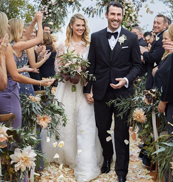 Kate Upton: &#x3A4;&#x3BF; &#x3B4;&#x3B5;&#x3CD;&#x3C4;&#x3B5;&#x3C1;&#x3BF; &#x3BD;&#x3C5;&#x3C6;&#x3B9;&#x3BA;&#x3CC; &#x3C0;&#x3BF;&#x3C5; &#x3C6;&#x3CC;&#x3C1;&#x3B5;&#x3C3;&#x3B5; &#x3C3;&#x3C4;&#x3BF; &#x3B3;&#x3AC;&#x3BC;&#x3BF; &#x3C4;&#x3B7;&#x3C2; &#x3AE;&#x3C4;&#x3B1;&#x3BD;...&#x3B4;&#x3B9;&#x3AC;&#x3C6;&#x3B1;&#x3BD;&#x3BF;!