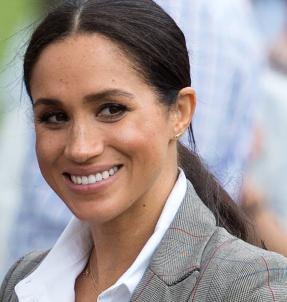 &#x397; casual chic &#x3B5;&#x3BC;&#x3C6;&#x3AC;&#x3BD;&#x3B9;&#x3C3;&#x3B7; &#x3C4;&#x3B7;&#x3C2; Meghan Markle &#x3C3;&#x3C4;&#x3BF; Wimbledon