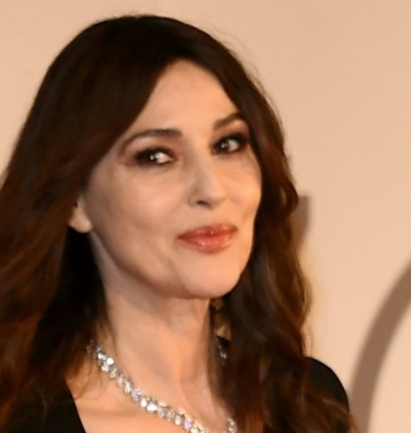 Monica Bellucci - Tim Burton | &#x39C;&#x3B9;&#x3BB;&#x3AC;&#x3BC;&#x3B5; &#x3B3;&#x3B9;&#x3B1; &#x3C4;&#x3BF; &#x3BD;&#x3AD;&#x3BF; hot &#x3B6;&#x3B5;&#x3C5;&#x3B3;&#x3AC;&#x3C1;&#x3B9; &#x3C4;&#x3B7;&#x3C2; showbiz;