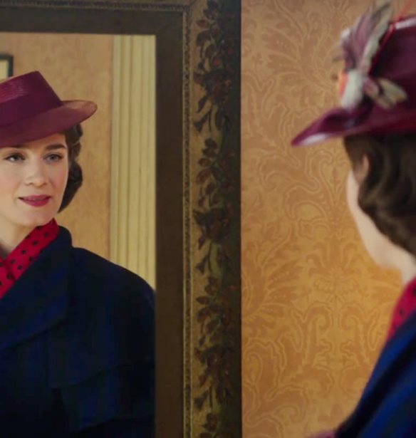 H Mary Poppins &#x3B5;&#x3C0;&#x3B9;&#x3C3;&#x3C4;&#x3C1;&#x3AD;&#x3C6;&#x3B5;&#x3B9; &#x3BA;&#x3B1;&#x3B9; &#x3B1;&#x3C5;&#x3C4;&#x3CC; &#x3B5;&#x3AF;&#x3BD;&#x3B1;&#x3B9; &#x3C4;&#x3BF; &#x3C0;&#x3C1;&#x3CE;&#x3C4;&#x3BF; trailer!