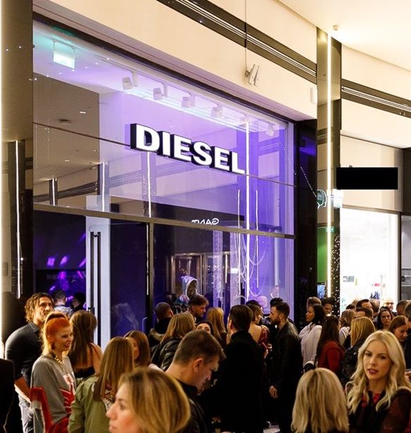 &#x38C;&#x3BB;&#x3BF;&#x3B9; &#x3CC;&#x3C3;&#x3BF;&#x3B9; &#x3B2;&#x3C1;&#x3AD;&#x3B8;&#x3B7;&#x3BA;&#x3B1;&#x3BD; &#x3C3;&#x3C4;&#x3BF; &#x3BB;&#x3B1;&#x3BC;&#x3C0;&#x3B5;&#x3C1;&#x3CC; party &#x3C4;&#x3B7;&#x3C2; Diesel