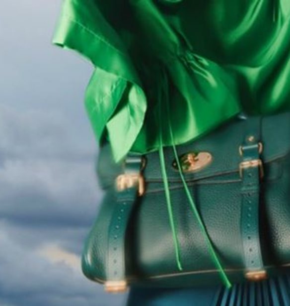 Mulberry | &#x395;&#x3C0;&#x3B1;&#x3BD;&#x3B1;&#x3BA;&#x3C5;&#x3BA;&#x3BB;&#x3BF;&#x3C6;&#x3CC;&#x3C1;&#x3B7;&#x3C3;&#x3B5; &#x3C4;&#x3B7;&#x3BD; iconic &#x3C4;&#x3C3;&#x3AC;&#x3BD;&#x3C4;&#x3B1; Alexa