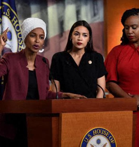 &quot;The Squad&quot; | &#x39A;&#x3B1;&#x3B9; &#x3BF;&#x3B9; 4 &#x3B3;&#x3C5;&#x3BD;&#x3B1;&#x3AF;&#x3BA;&#x3B5;&#x3C2; &#x3C4;&#x3BF;&#x3C5; &#x39A;&#x3BF;&#x3B3;&#x3BA;&#x3C1;&#x3AD;&#x3C3;&#x3BF;&#x3C5; &#x3B5;&#x3C0;&#x3B1;&#x3BD;&#x3B5;&#x3BA;&#x3BB;&#x3AD;&#x3C7;&#x3C4;&#x3B7;&#x3BA;&#x3B1;&#x3BD;