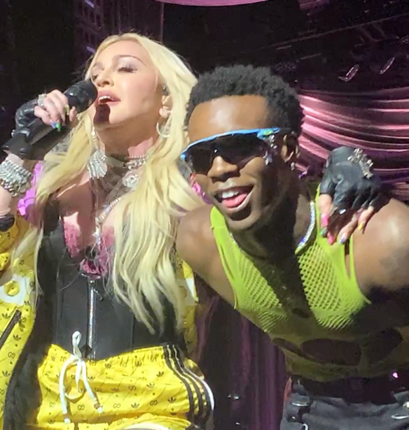 Madonna | &#x3A4;&#x3BF; &#x3C7;&#x3B1;&#x3CA;&#x3B4;&#x3B5;&#x3C5;&#x3C4;&#x3B9;&#x3BA;&#x3CC; &#x3CC;&#x3BD;&#x3BF;&#x3BC;&#x3B1; &#x3BC;&#x3B5; &#x3C4;&#x3BF; &#x3BF;&#x3C0;&#x3BF;&#x3AF;&#x3BF; &#x3C4;&#x3B7;&#x3BD; &#x3B1;&#x3C0;&#x3BF;&#x3BA;&#x3B1;&#x3BB;&#x3B5;&#x3AF; &#x3BF; &#x3B3;&#x3B9;&#x3BF;&#x3C2; &#x3C4;&#x3B7;&#x3C2;, David Banda