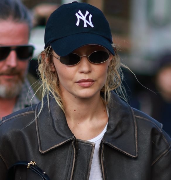 Gigi Hadid | &#x3A4;&#x3BF; &#x3B3;&#x3B5;&#x3B3;&#x3BF;&#x3BD;&#x3CC;&#x3C2; &#x3C0;&#x3BF;&#x3C5; &#x3B4;&#x3B5;&#x3AF;&#x3C7;&#x3BD;&#x3B5;&#x3B9; &#x3C0;&#x3C9;&#x3C2; &#x3B5;&#x3AF;&#x3BD;&#x3B1;&#x3B9; &#x3B5;&#x3C4;&#x3BF;&#x3AF;&#x3BC;&#x3B7; &#x3B3;&#x3B9;&#x3B1; &#x3C4;&#x3BF; &#x3B5;&#x3C0;&#x3CC;&#x3BC;&#x3B5;&#x3BD;&#x3BF; &#x3B2;&#x3AE;&#x3BC;&#x3B1; &#x3C3;&#x3C4;&#x3B7; &#x3C3;&#x3C7;&#x3AD;&#x3C3;&#x3B7; &#x3C4;&#x3B7;&#x3C2; &#x3BC;&#x3B5; &#x3C4;&#x3BF;&#x3BD; Bradley Cooper