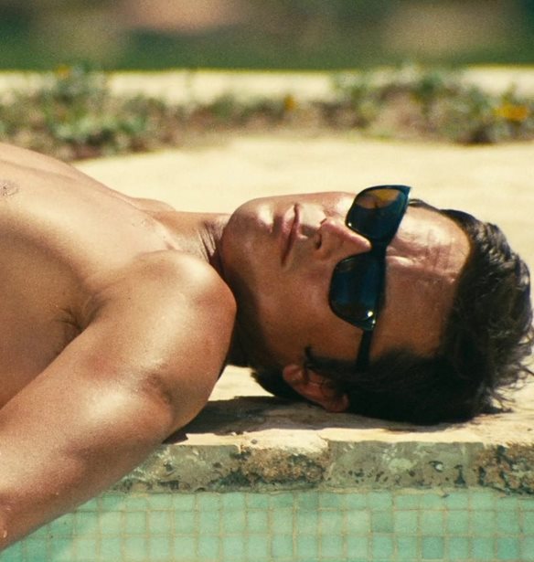 &#x3A4;&#x3BF; Cine Paris &#x3C4;&#x3B9;&#x3BC;&#x3AC; &#x3C4;&#x3BF;&#x3BD; Alain Delon &#x3BC;&#x3B5; &#x3B5;&#x3B9;&#x3B4;&#x3B9;&#x3BA;&#x3AD;&#x3C2; &#x3C0;&#x3C1;&#x3BF;&#x3B2;&#x3BF;&#x3BB;&#x3AD;&#x3C2; &#x3B5;&#x3BC;&#x3B2;&#x3BB;&#x3B7;&#x3BC;&#x3B1;&#x3C4;&#x3B9;&#x3BA;&#x3CE;&#x3BD; &#x3C4;&#x3B1;&#x3B9;&#x3BD;&#x3B9;&#x3CE;&#x3BD; &#x3C4;&#x3BF;&#x3C5;