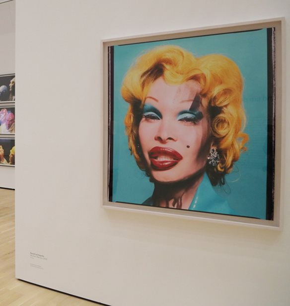 &quot;Make Believe&quot; -  &#x39C;&#x3B5;&#x3B3;&#x3AC;&#x3BB;&#x3B7; &#x3AD;&#x3BA;&#x3B8;&#x3B5;&#x3C3;&#x3B7; &#x3C4;&#x3BF;&#x3C5; David LaChapelle &#x3C3;&#x3C4;&#x3B7; &#x39D;&#x3AD;&#x3B1; &#x3A5;&#x3CC;&#x3C1;&#x3BA;&#x3B7;