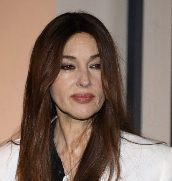 Monica Bellucci- Tim Burton | H &#x3C6;&#x3C9;&#x3C4;&#x3BF;&#x3B3;&#x3C1;&#x3B1;&#x3C6;&#x3AF;&#x3B1; &#x3BC;&#x3B5; &#x3C4;&#x3BF; &#x3BA;&#x3B1;&#x3C5;&#x3C4;&#x3CC; &#x3C6;&#x3B9;&#x3BB;&#x3AF; &#x3C0;&#x3BF;&#x3C5; &#x3B5;&#x3C0;&#x3B9;&#x3B2;&#x3B5;&#x3B2;&#x3B1;&#x3B9;&#x3CE;&#x3BD;&#x3B5;&#x3B9; &#x3C4;&#x3B7; &#x3C3;&#x3C7;&#x3AD;&#x3C3;&#x3B7; &#x3C4;&#x3BF;&#x3C5;&#x3C2;