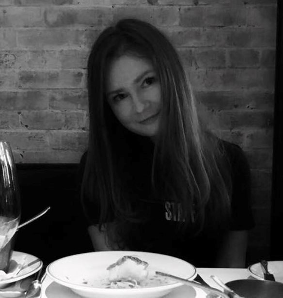 Anna Sorokin | &#x397; &#x3C8;&#x3B5;&#x3CD;&#x3C4;&#x3B9;&#x3BA;&#x3B7; &#x393;&#x3B5;&#x3C1;&#x3BC;&#x3B1;&#x3BD;&#x3AF;&#x3B4;&#x3B1; &#x3BA;&#x3BB;&#x3B7;&#x3C1;&#x3BF;&#x3BD;&#x3CC;&#x3BC;&#x3BF;&#x3C2; &#x3C0;&#x3BF;&#x3C5; &#x3BE;&#x3B5;&#x3B3;&#x3AD;&#x3BB;&#x3B1;&#x3C3;&#x3B5; &#x3C4;&#x3BF; &#x39C;&#x3B1;&#x3BD;&#x3C7;&#x3AC;&#x3C4;&#x3B1;&#x3BD; &#x3BA;&#x3B1;&#x3B9; &#x3B1;&#x3BD;&#x3B1;&#x3BA;&#x3B7;&#x3C1;&#x3CD;&#x3C7;&#x3B8;&#x3B7;&#x3BA;&#x3B5; &#x3BD;&#x3BF;1 &#x3B1;&#x3C0;&#x3B1;&#x3C4;&#x3B5;&#x3CE;&#x3BD;&#x3B9;&#x3C3;&#x3C3;&#x3B1; &#x3C4;&#x3B7;&#x3C2; &#x3C3;&#x3CD;&#x3B3;&#x3C7;&#x3C1;&#x3BF;&#x3BD;&#x3B7;&#x3C2; &#x3B5;&#x3C0;&#x3BF;&#x3C7;&#x3AE;&#x3C2;