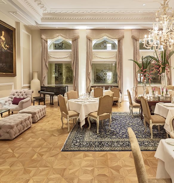 Μία κορυφαία γαστρονομική εμπειρία για μία μόνο βραδιά στο Tudor Hall Restaurant