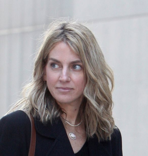 &#x3A7;&#x3C1;&#x3C5;&#x3C3;&#x3AE; &#x392;&#x3B1;&#x3C1;&#x3B4;&#x3B9;&#x3BD;&#x3BF;&#x3B3;&#x3B9;&#x3AC;&#x3BD;&#x3BD;&#x3B7; | &#x3A7;&#x3B1;&#x3BC;&#x3BF;&#x3B3;&#x3B5;&#x3BB;&#x3B1;&#x3C3;&#x3C4;&#x3AE; &#x3C3;&#x3B5; priv&#xE9; &#x3B5;&#x3BA;&#x3B4;&#x3AE;&#x3BB;&#x3C9;&#x3C3;&#x3B7; &#x3BC;&#x3B5; &#x3C4;&#x3B7;&#x3BD; &#x386;&#x3BD;&#x3BD;&#x3B1; &#x39C;&#x3B1;&#x3C1;&#x3AF;&#x3B1;, &#x3C4;&#x3BF;&#x3BD; &#x3A0;&#x3B1;&#x3CD;&#x3BB;&#x3BF; &#x3BA;&#x3B1;&#x3B9; &#x3C4;&#x3BF;&#x3BD; &#x39D;&#x3B9;&#x3BA;&#x3CC;&#x3BB;&#x3B1;&#x3BF; &#x39D;&#x3C4;&#x3B5; &#x393;&#x3BA;&#x3C1;&#x3B5;&#x3C2;