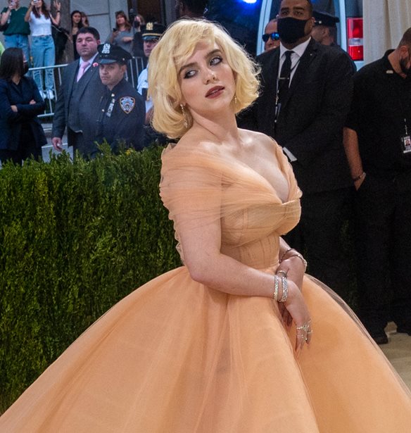 &quot;&#x395;&#x3AF;&#x3BD;&#x3B1;&#x3B9; &#x3B5;&#x3BE;&#x3B1;&#x3BD;&#x3C4;&#x3BB;&#x3B7;&#x3C4;&#x3B9;&#x3BA;&#x3CC;&quot; | &#x397; Billie Eilish &#x3BC;&#x3B9;&#x3BB;&#x3AC;&#x3B5;&#x3B9; &#x3B3;&#x3B9;&#x3B1; &#x3C4;&#x3B7;&#x3BD; &#x3BA;&#x3B1;&#x3B8;&#x3B7;&#x3BC;&#x3B5;&#x3C1;&#x3B9;&#x3BD;&#x3CC;&#x3C4;&#x3B7;&#x3C4;&#x3AC; &#x3C4;&#x3B7;&#x3C2; &#x3BC;&#x3B5; &#x3C4;&#x3BF; &#x3C3;&#x3CD;&#x3BD;&#x3B4;&#x3C1;&#x3BF;&#x3BC;&#x3BF; &#x3A4;&#x3BF;&#x3C5;&#x3C1;&#x3AD;&#x3C4;