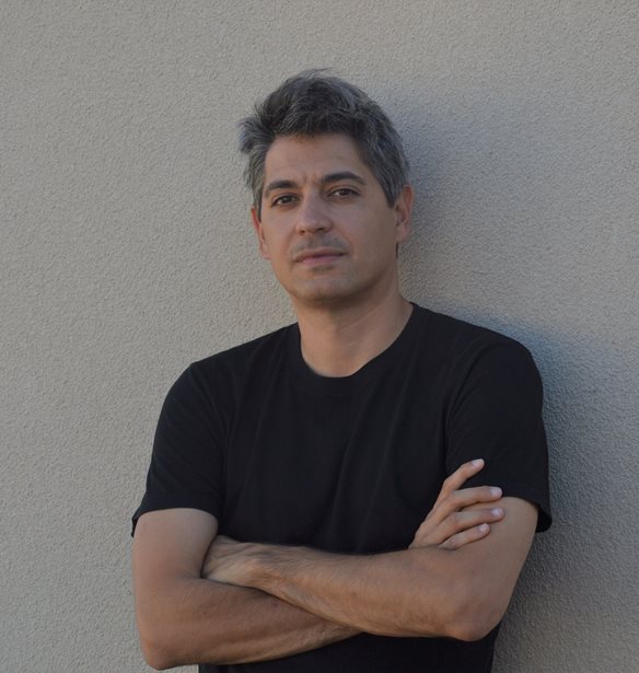 &#x394;&#x3B5; &#x3BB;&#x3B5;&#x3C2; &#x3BA;&#x3BF;&#x3C5;&#x3B2;&#x3AD;&#x3BD;&#x3C4;&#x3B1; - &#x3A4;&#x3BF; noir &#x3BC;&#x3C5;&#x3B8;&#x3B9;&#x3C3;&#x3C4;&#x3CC;&#x3C1;&#x3B7;&#x3BC;&#x3B1; &#x3C4;&#x3BF;&#x3C5; &#x39C;&#x3AC;&#x3BA;&#x3B7; &#x39C;&#x3B1;&#x3BB;&#x3B1;&#x3C6;&#x3AD;&#x3BA;&#x3B1; &#x3B4;&#x3B9;&#x3B1;&#x3B2;&#x3AC;&#x3B6;&#x3B5;&#x3C4;&#x3B1;&#x3B9; &#x3C7;&#x3C9;&#x3C1;&#x3AF;&#x3C2; &#x3B1;&#x3BD;&#x3AC;&#x3C3;&#x3B1;