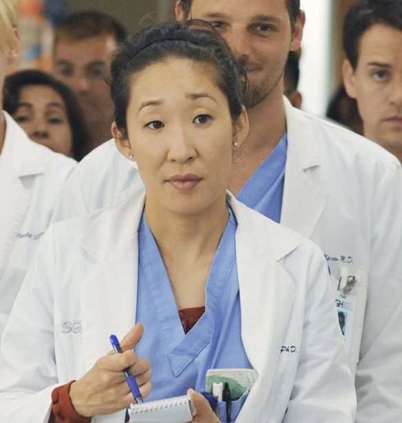&#x397; Sandra Oh &#x3C7;&#x3C1;&#x3B5;&#x3B9;&#x3AC;&#x3C3;&#x3C4;&#x3B7;&#x3BA;&#x3B5; &#x3C8;&#x3C5;&#x3C7;&#x3BF;&#x3B8;&#x3B5;&#x3C1;&#x3B1;&#x3C0;&#x3B5;&#x3AF;&#x3B1; &#x3BC;&#x3B5;&#x3C4;&#x3AC; &#x3C4;&#x3B7;&#x3BD; &#x3B5;&#x3BC;&#x3C0;&#x3B5;&#x3B9;&#x3C1;&#x3AF;&#x3B1; &#x3C4;&#x3B7;&#x3C2; &#x3C3;&#x3C4;&#x3BF; Grey&#x27;s Anatomy