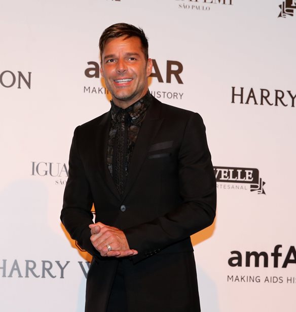 Ricky Martin | &#x391;&#x3BD;&#x3C4;&#x3B9;&#x3BC;&#x3AD;&#x3C4;&#x3C9;&#x3C0;&#x3BF;&#x3C2; &#x3BC;&#x3B5; &#x3BA;&#x3B1;&#x3C4;&#x3B7;&#x3B3;&#x3BF;&#x3C1;&#x3AF;&#x3B5;&#x3C2; &#x3C3;&#x3B5;&#x3BE;&#x3BF;&#x3C5;&#x3B1;&#x3BB;&#x3B9;&#x3BA;&#x3CE;&#x3BD; &#x3B5;&#x3C0;&#x3B9;&#x3B8;&#x3AD;&#x3C3;&#x3B5;&#x3C9;&#x3BD; &#x3B1;&#x3C0;&#x3CC; &#x3BC;&#x3AD;&#x3BB;&#x3BF;&#x3C2; &#x3C4;&#x3B7;&#x3C2; &#x3BF;&#x3B9;&#x3BA;&#x3BF;&#x3B3;&#x3AD;&#x3BD;&#x3B5;&#x3B9;&#x3B1;&#x3C2; &#x3C4;&#x3BF;&#x3C5;