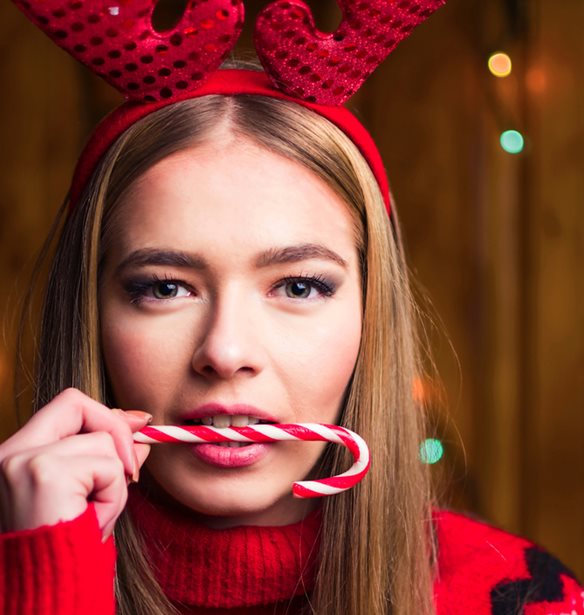 Πώς θα φας ό,τι θέλεις στις γιορτές (χωρίς να παχύνεις)