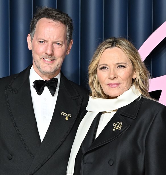 Kim Cattrall | &#x3A0;&#x3B1;&#x3BD;&#x3C4;&#x3C1;&#x3B5;&#x3CD;&#x3C4;&#x3B7;&#x3BA;&#x3B5; &#x3C4;&#x3BF;&#x3BD; &#x3B5;&#x3C0;&#x3AF; &#x3C7;&#x3C1;&#x3CC;&#x3BD;&#x3B9;&#x3B1; &#x3C3;&#x3CD;&#x3BD;&#x3C4;&#x3C1;&#x3BF;&#x3C6;&#x3CC; &#x3C4;&#x3B7;&#x3C2; &#x3C3;&#x3B5; &#x3BC;&#x3AF;&#x3B1; &#x3BB;&#x3B9;&#x3C4;&#x3AE; &#x3C4;&#x3B5;&#x3BB;&#x3B5;&#x3C4;&#x3AE; &#x3C3;&#x3C4;&#x3BF; &#x39B;&#x3BF;&#x3BD;&#x3B4;&#x3AF;&#x3BD;&#x3BF; &#x3BC;&#x3B5; &#x3BC;&#x3CC;&#x3BB;&#x3B9;&#x3C2; 12 &#x3BA;&#x3B1;&#x3BB;&#x3B5;&#x3C3;&#x3BC;&#x3AD;&#x3BD;&#x3BF;&#x3C5;&#x3C2;