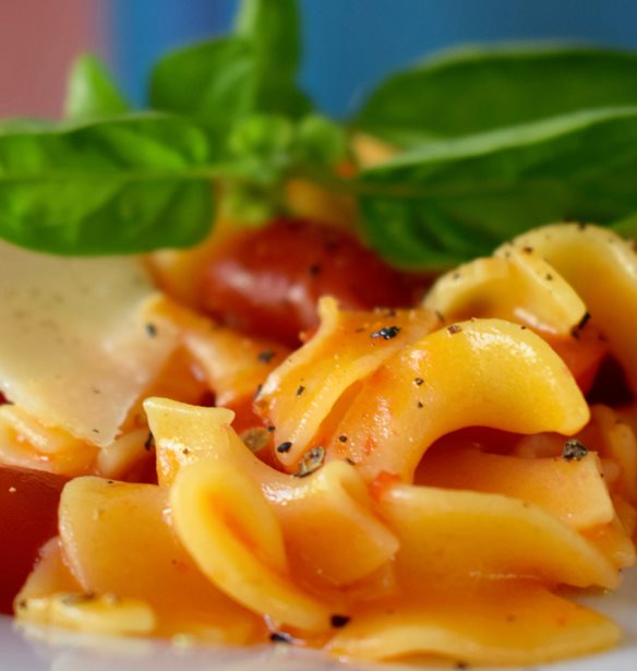 5 &#x3BC;&#x3AC;&#x3B3;&#x3B5;&#x3B9;&#x3C1;&#x3B5;&#x3C2; &#x3BC;&#x3BF;&#x3B9;&#x3C1;&#x3AC;&#x3B6;&#x3BF;&#x3BD;&#x3C4;&#x3B1;&#x3B9; &#x3BC;&#x3B1;&#x3B6;&#x3AF; &#x3BC;&#x3B1;&#x3C2; &#x3C4;&#x3B9;&#x3C2; &#x3BA;&#x3B1;&#x3BB;&#x3CD;&#x3C4;&#x3B5;&#x3C1;&#x3B5;&#x3C2; &#x3C3;&#x3C5;&#x3BD;&#x3C4;&#x3B1;&#x3B3;&#x3AD;&#x3C2; &#x3C4;&#x3BF;&#x3C5;&#x3C2; &#x3B3;&#x3B9;&#x3B1; &#x3C4;&#x3B1; &#x3BA;&#x3B1;&#x3BB;&#x3BF;&#x3BA;&#x3B1;&#x3B9;&#x3C1;&#x3B9;&#x3BD;&#x3AC; &#x3C4;&#x3C1;&#x3B1;&#x3C0;&#x3AD;&#x3B6;&#x3B9;&#x3B1;