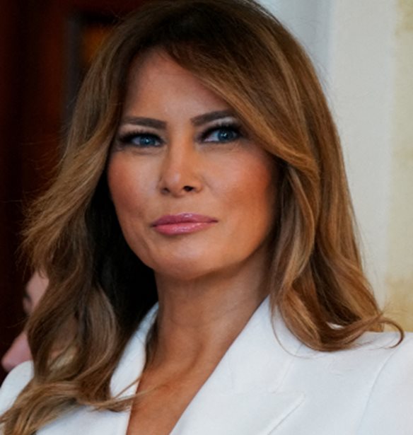 Melania and Me | &#x3A4;&#x3BF; &#x3B2;&#x3B9;&#x3B2;&#x3BB;&#x3AF;&#x3BF; &#x3C0;&#x3BF;&#x3C5; &quot;&#x3BA;&#x3B1;&#x3AF;&#x3B5;&#x3B9;&quot; &#x3C4;&#x3B7; Melania Trump