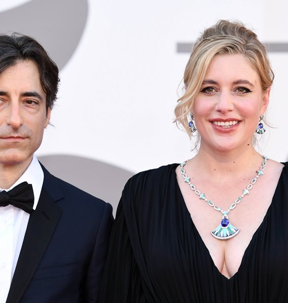 Greta Gerwig - Noah Baumach | &#x3A0;&#x3B1;&#x3BD;&#x3C4;&#x3C1;&#x3B5;&#x3CD;&#x3C4;&#x3B7;&#x3BA;&#x3B1;&#x3BD; &#x3BC;&#x3B5;&#x3C4;&#x3AC; &#x3B1;&#x3C0;&#x3CC; 12 &#x3C7;&#x3C1;&#x3CC;&#x3BD;&#x3B9;&#x3B1; &#x3C3;&#x3C7;&#x3AD;&#x3C3;&#x3B7;&#x3C2; &#x3BA;&#x3B1;&#x3B9; &#x3B4;&#x3CD;&#x3BF; &#x3C0;&#x3B1;&#x3B9;&#x3B4;&#x3B9;&#x3AC;
