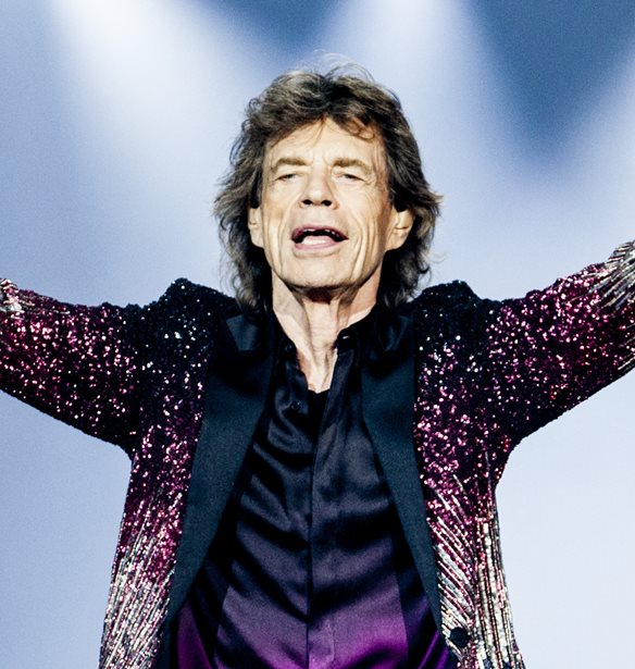 Mick Jagger | O &#x3B3;&#x3B9;&#x3BF;&#x3C2; &#x3C4;&#x3BF;&#x3C5;, Deveraux, &#x3AD;&#x3BA;&#x3BB;&#x3B5;&#x3B9;&#x3C3;&#x3B5; &#x3C4;&#x3B1; 6 &#x3BA;&#x3B1;&#x3B9; &#x3BC;&#x3BF;&#x3B9;&#x3AC;&#x3B6;&#x3B5;&#x3B9; &#x3B1;&#x3BA;&#x3CC;&#x3BC;&#x3B1; &#x3C0;&#x3B5;&#x3C1;&#x3B9;&#x3C3;&#x3C3;&#x3CC;&#x3C4;&#x3B5;&#x3C1;&#x3BF; &#x3C3;&#x3C4;&#x3BF;&#x3BD; &#x3B4;&#x3B9;&#x3AC;&#x3C3;&#x3B7;&#x3BC;&#x3BF; &#x3BC;&#x3C0;&#x3B1;&#x3BC;&#x3C0;&#x3AC; &#x3C4;&#x3BF;&#x3C5;