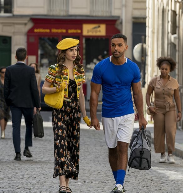 Emily In Paris | &#x397; &#x3C3;&#x3BA;&#x3BB;&#x3B7;&#x3C1;&#x3AE; &#x3BA;&#x3C1;&#x3B9;&#x3C4;&#x3B9;&#x3BA;&#x3AE; &#x3C4;&#x3BF;&#x3C5; &#x3B1;&#x3BD;&#x3C4;&#x3B9;&#x3B4;&#x3AE;&#x3BC;&#x3B1;&#x3C1;&#x3C7;&#x3BF;&#x3C5; &#x3C4;&#x3BF;&#x3C5; &#x3A0;&#x3B1;&#x3C1;&#x3B9;&#x3C3;&#x3B9;&#x3BF;&#x3CD; &#x3B3;&#x3B9;&#x3B1; &#x3C4;&#x3B7; &#x3B4;&#x3B7;&#x3BC;&#x3BF;&#x3C6;&#x3B9;&#x3BB;&#x3AE; &#x3C3;&#x3B5;&#x3B9;&#x3C1;&#x3AC; &#x3C4;&#x3BF;&#x3C5; Netflix