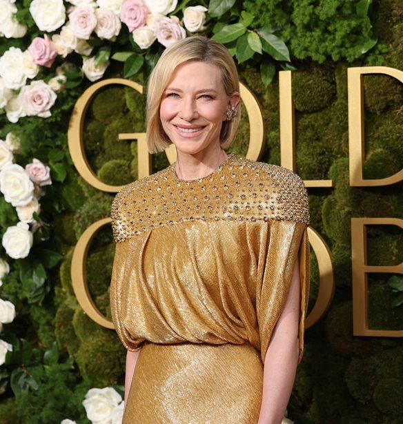 Οι 25 πιο κομψές εμφανίσεις σε κόκκινο χαλί που θα θυμόμαστε από τη χρονιά που πέρασε