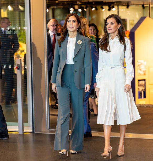 &#x3A4;&#x3BF; &#x3B4;&#x3B9;&#x3B1;&#x3BA;&#x3C1;&#x3B9;&#x3C4;&#x3B9;&#x3BA;&#x3CC; &#x3B1;&#x3BE;&#x3B5;&#x3C3;&#x3BF;&#x3C5;&#x3AC;&#x3C1; &#x3C0;&#x3BF;&#x3C5; &#x3B5;&#x3C0;&#x3B9;&#x3BB;&#x3AD;&#x3B3;&#x3BF;&#x3C5;&#x3BD; &#x3BF;&#x3B9; royals &#x3B3;&#x3B9;&#x3B1; &#x3BD;&#x3B1; &#x3B1;&#x3BD;&#x3B1;&#x3B4;&#x3B5;&#x3AF;&#x3BE;&#x3BF;&#x3C5;&#x3BD; &#x3C4;&#x3B7; &#x3C3;&#x3B9;&#x3BB;&#x3BF;&#x3C5;&#x3AD;&#x3C4;&#x3B1; &#x3C4;&#x3BF;&#x3C5;&#x3C2;