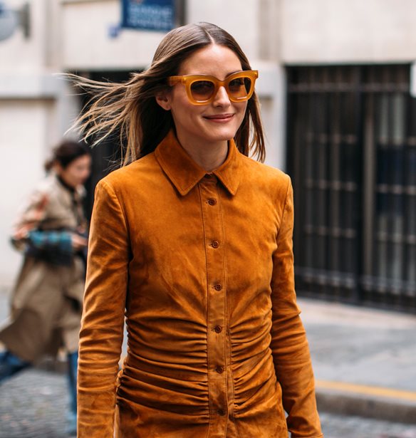 Η Olivia Palermo φόρεσε το suede με τον πιο αναπάντεχο τρόπο