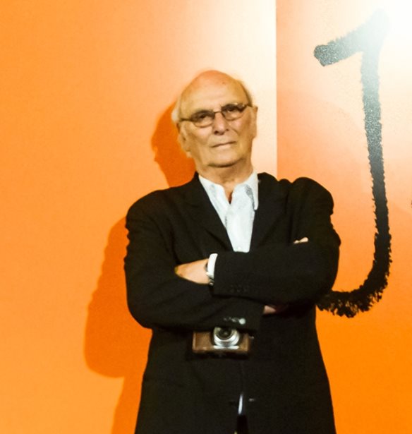 &#x388;&#x3C6;&#x3C5;&#x3B3;&#x3B5; &#x3B1;&#x3C0;&#x3CC; &#x3C4;&#x3B7; &#x3B6;&#x3C9;&#x3AE; &#x3BF; &#x3B4;&#x3B9;&#x3AC;&#x3C3;&#x3B7;&#x3BC;&#x3BF;&#x3C2; &#x399;&#x3C3;&#x3C0;&#x3B1;&#x3BD;&#x3CC;&#x3C2; &#x3C3;&#x3BA;&#x3B7;&#x3BD;&#x3BF;&#x3B8;&#x3AD;&#x3C4;&#x3B7;&#x3C2; Carlos Saura