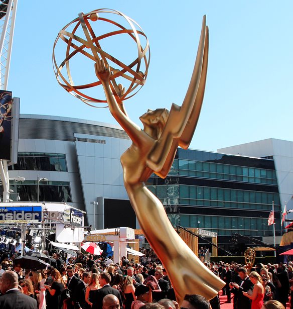 Emmys 2022 | &#x391;&#x3BD;&#x3B1;&#x3BA;&#x3BF;&#x3B9;&#x3BD;&#x3CE;&#x3B8;&#x3B7;&#x3BA;&#x3B1;&#x3BD; &#x3BF;&#x3B9; &#x3C5;&#x3C0;&#x3BF;&#x3C8;&#x3B7;&#x3C6;&#x3B9;&#x3CC;&#x3C4;&#x3B7;&#x3C4;&#x3B5;&#x3C2; &#x3C4;&#x3C9;&#x3BD; &#x3C4;&#x3B7;&#x3BB;&#x3B5;&#x3BF;&#x3C0;&#x3C4;&#x3B9;&#x3BA;&#x3CE;&#x3BD; &#x3B2;&#x3C1;&#x3B1;&#x3B2;&#x3B5;&#x3AF;&#x3C9;&#x3BD;