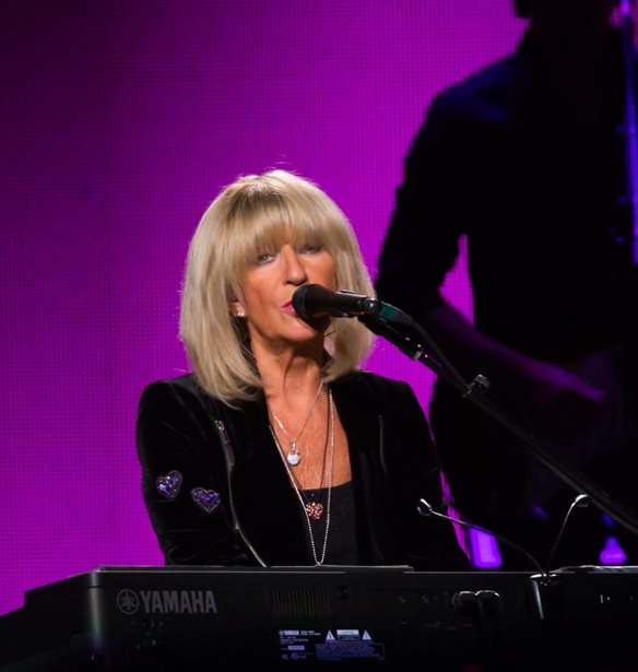 Christine McVie | &#x3A0;&#x3AD;&#x3B8;&#x3B1;&#x3BD;&#x3B5; &#x3B7; &#x3C4;&#x3C1;&#x3B1;&#x3B3;&#x3BF;&#x3C5;&#x3B4;&#x3AF;&#x3C3;&#x3C4;&#x3C1;&#x3B9;&#x3B1; &#x3C4;&#x3BF;&#x3C5; &#x3C3;&#x3C5;&#x3B3;&#x3BA;&#x3C1;&#x3BF;&#x3C4;&#x3AE;&#x3BC;&#x3B1;&#x3C4;&#x3BF;&#x3C2; Fleetwood Mac
