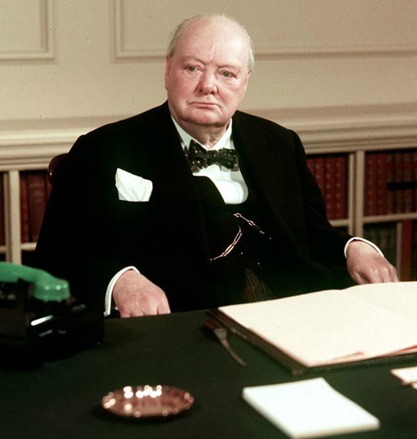 &#x3A0;&#x3BF;&#x3B9;&#x3B5;&#x3C2; &#x3AE;&#x3C4;&#x3B1;&#x3BD; &#x3BF;&#x3B9; &#x3B5;&#x3BA;&#x3BA;&#x3B5;&#x3BD;&#x3C4;&#x3C1;&#x3B9;&#x3BA;&#x3AD;&#x3C2; &#x3C3;&#x3C5;&#x3BD;&#x3AE;&#x3B8;&#x3B5;&#x3B9;&#x3B5;&#x3C2; &#x3C4;&#x3BF;&#x3C5; Churchill &#x3BA;&#x3B1;&#x3C4;&#x3AC; &#x3C4;&#x3BF;&#x3BD; &#x392;&#x27; &#x3A0;&#x3B1;&#x3B3;&#x3BA;&#x3CC;&#x3C3;&#x3BC;&#x3B9;&#x3BF;