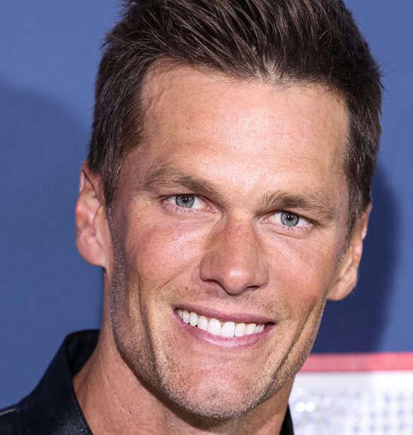 &#x39F; Tom Brady &#x3B1;&#x3C0;&#x3BF;&#x3BA;&#x3AC;&#x3BB;&#x3C5;&#x3C8;&#x3B5; &#x3C0;&#x3BF;&#x3B9;&#x3BF;&#x3C2; &#x3B5;&#x3AF;&#x3BD;&#x3B1;&#x3B9; &#x3BF; &#x3AD;&#x3C1;&#x3C9;&#x3C4;&#x3B1;&#x3C2; &#x3C4;&#x3B7;&#x3C2; &#x3B6;&#x3C9;&#x3AE;&#x3C2; &#x3C4;&#x3BF;&#x3C5;