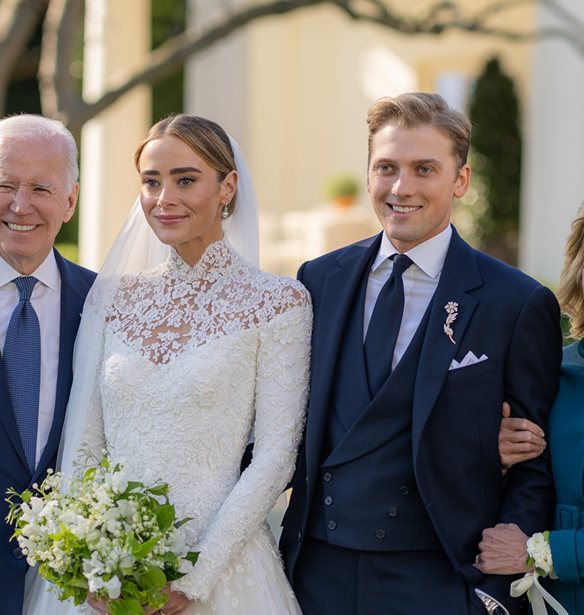 Naomi Biden | &#x39F; &#x3B5;&#x3BD;&#x3C4;&#x3C5;&#x3C0;&#x3C9;&#x3C3;&#x3B9;&#x3B1;&#x3BA;&#x3CC;&#x3C2; &#x3B3;&#x3AC;&#x3BC;&#x3BF;&#x3C2; &#x3C4;&#x3B7;&#x3C2; &#x3B5;&#x3B3;&#x3B3;&#x3BF;&#x3BD;&#x3AE;&#x3C2; &#x3C4;&#x3BF;&#x3C5; Joe Biden &#x3C3;&#x3C4;&#x3BF;&#x3BD; &#x39B;&#x3B5;&#x3C5;&#x3BA;&#x3CC; &#x39F;&#x3AF;&#x3BA;&#x3BF;