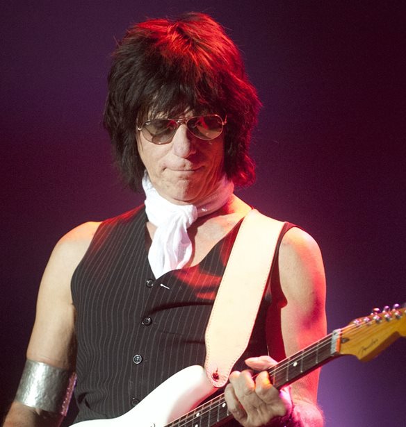 &#x3A0;&#x3AD;&#x3B8;&#x3B1;&#x3BD;&#x3B5; &#x3C3;&#x3C4;&#x3B1; 78 &#x3C4;&#x3BF;&#x3C5; &#x3BF; Jeff Beck | &#x3A3;&#x3C5;&#x3BD;&#x3C4;&#x3B5;&#x3C4;&#x3C1;&#x3B9;&#x3BC;&#x3BC;&#x3AD;&#x3BD;&#x3BF;&#x3C2; &#x3BF; Johnny Depp