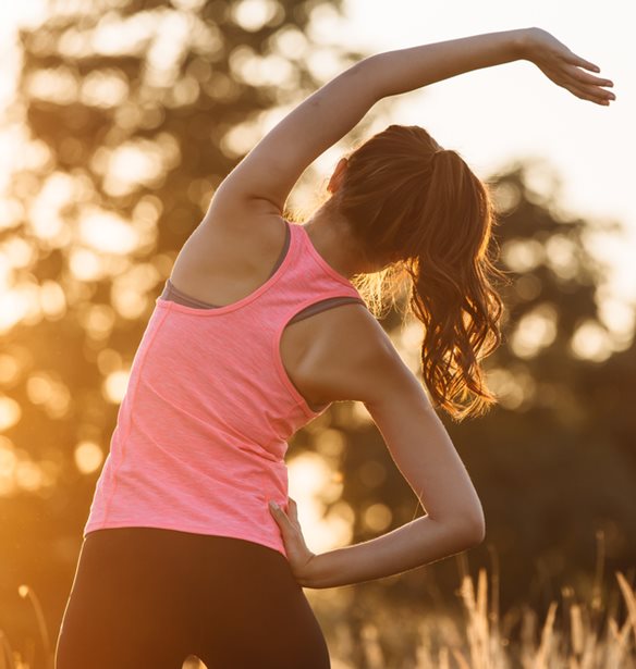 5 tips για να συνεχίσεις να γυμνάζεσαι έξω παρά τη ζέστη!