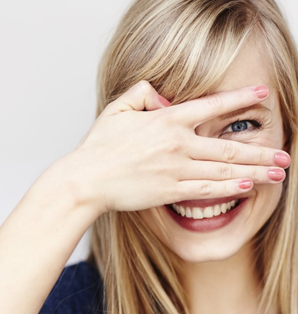 10 καθημερινές συνήθειες που καταστρέφουν τα μάτια σου