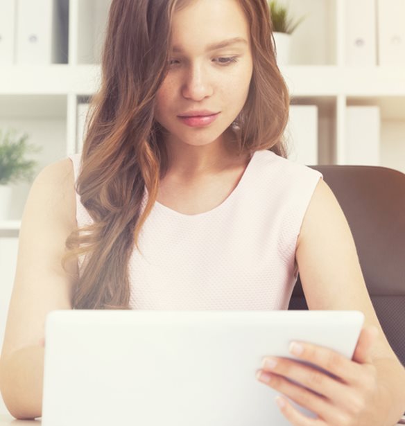 Άγχος και αύξηση βάρους; 4 λόγοι που το στρες μπορεί να σε παχαίνει