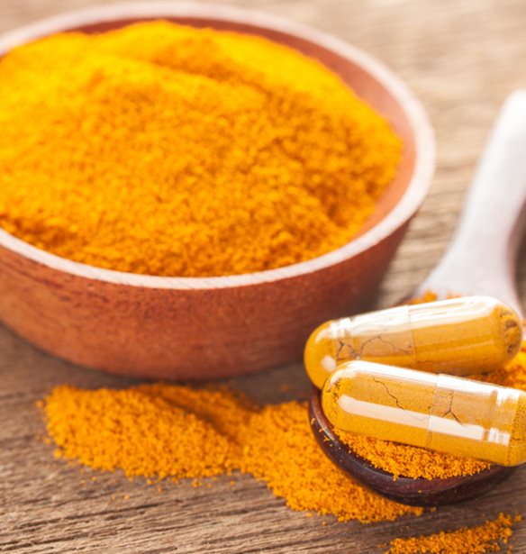 Γιατί όλοι οι διατροφολόγοι έχουν πάθει εμμονή με τον κουρκουμά;