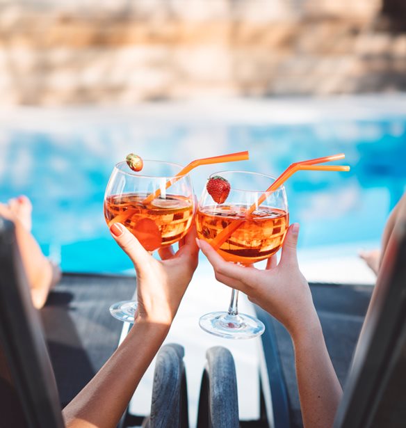 Διατροφή| Πώς θα αποφύγεις τις παγίδες του μπαρ στις διακοπές